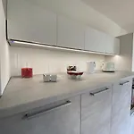 Asterisco Apartman Como